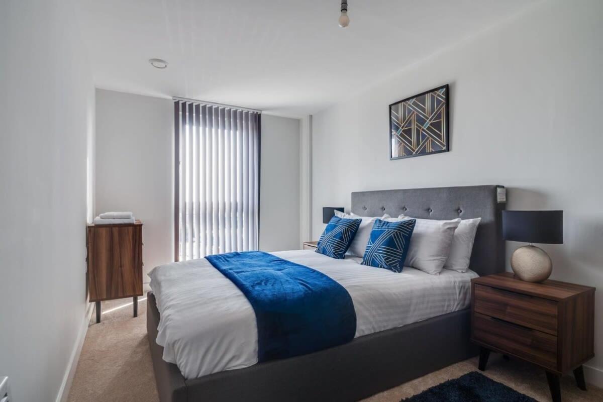 Lovely Riverside 2 Bed Apartment Leeds  Extérieur photo