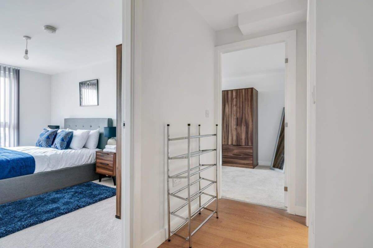 Lovely Riverside 2 Bed Apartment Leeds  Extérieur photo